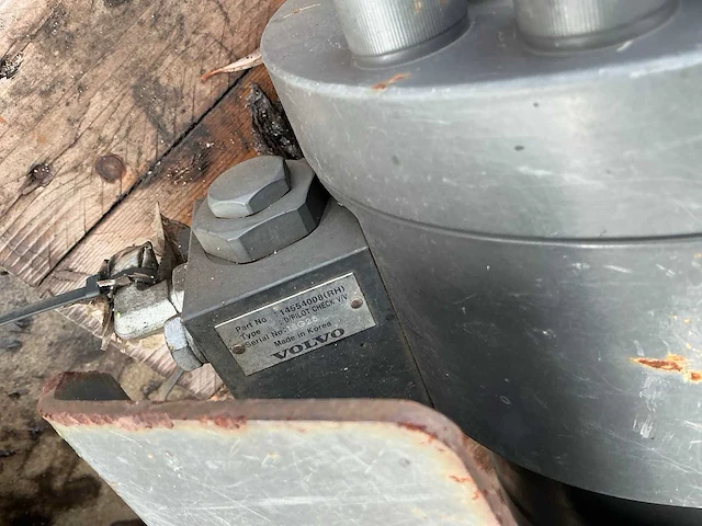 Volvo cilinder graafmachine (4x) - afbeelding 5 van  14