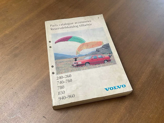 Volvo documentatie en decoratie - afbeelding 10 van  25