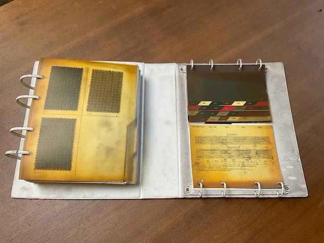 Volvo documentatie en decoratie - afbeelding 11 van  25