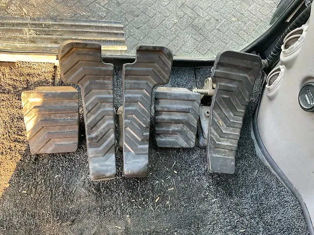 Volvo ec240clr rupsgraafmachine - afbeelding 39 van  47