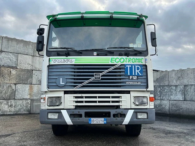 Volvo f12 intercooler truck 1990 - afbeelding 35 van  39