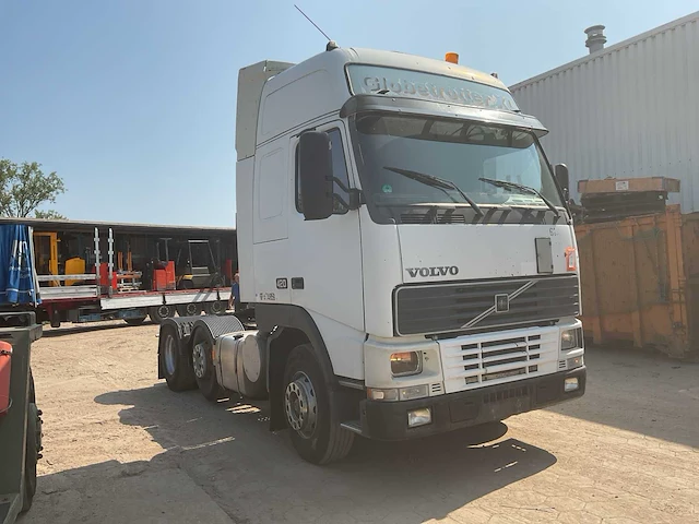 Volvo fh vrachtwagen - afbeelding 4 van  11