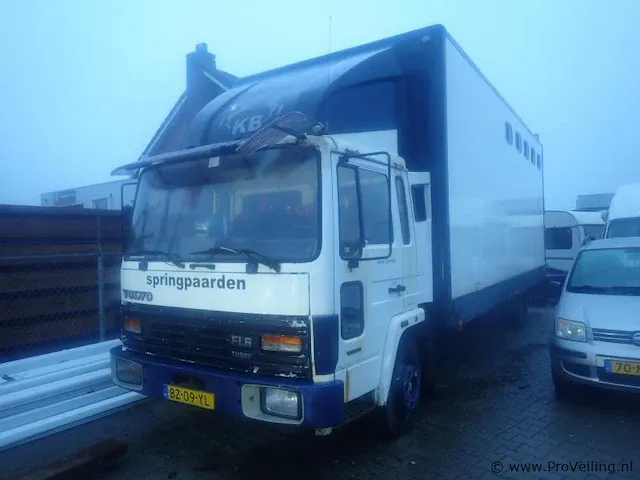 Volvo fl 611 vrachtwagen/paardenwagen bj 1988 - afbeelding 1 van  9