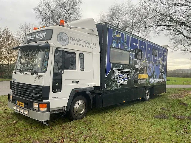 Volvo fl6 camper met werkplaats - afbeelding 12 van  43