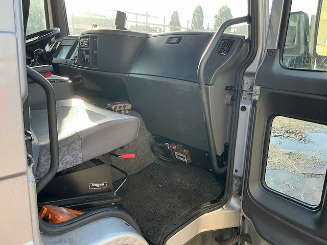 Volvo fl612 vrachtwagen - afbeelding 27 van  53