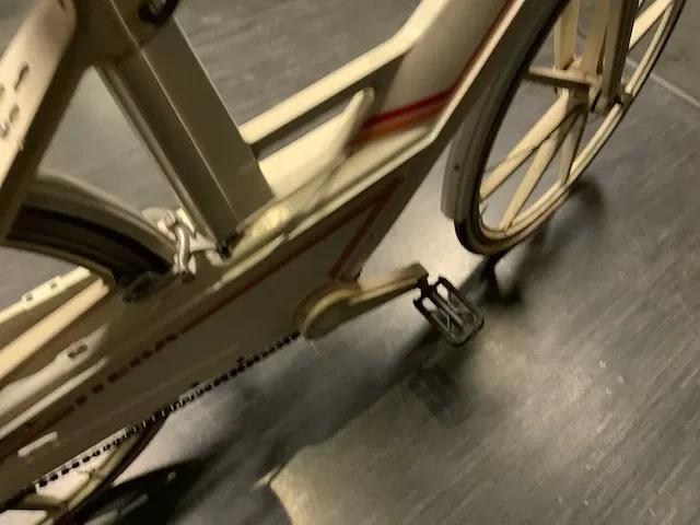 Volvo itera classic kunststof fiets - afbeelding 11 van  14