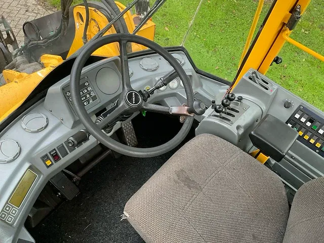 Volvo l70 shovel - afbeelding 27 van  37