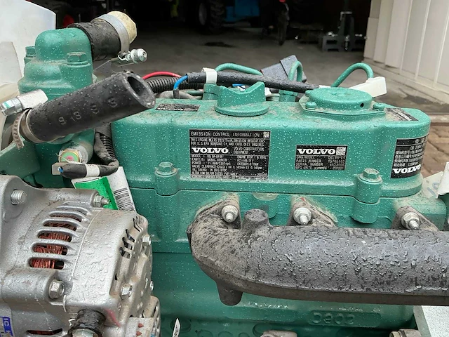 Volvo mini kubota benzinemotor - afbeelding 11 van  13
