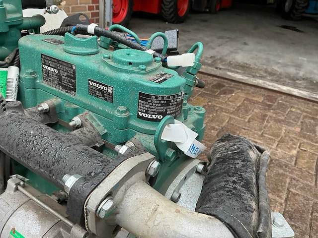 Volvo mini kubota benzinemotor - afbeelding 13 van  13
