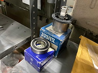 Volvo parts (3x) - afbeelding 1 van  1