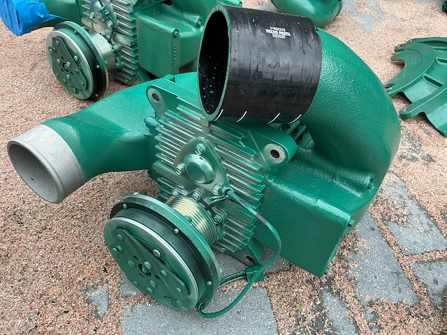 Volvo penta d11 onderdelen (36 stuks) - afbeelding 29 van  30