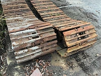 Volvo rupsketting met platen voor graafmachine - afbeelding 6 van  10