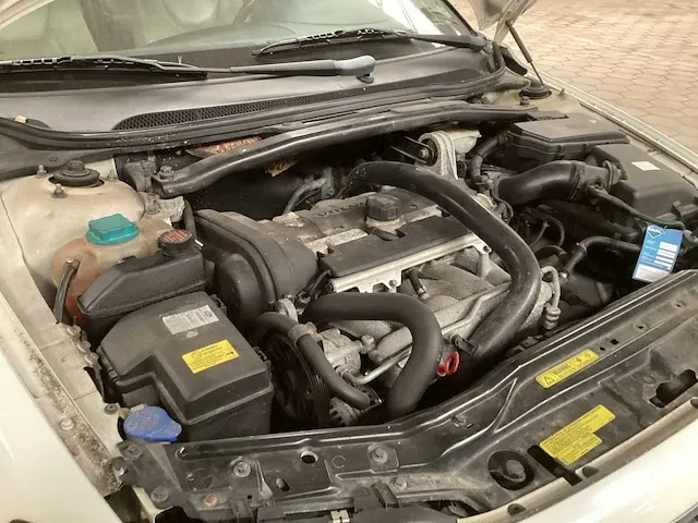 Volvo s 60 awd personenauto - afbeelding 12 van  15