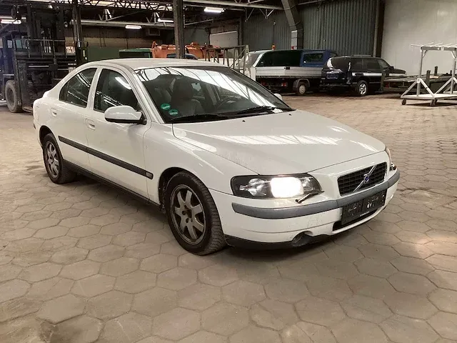 Volvo s 60 awd personenauto - afbeelding 13 van  15