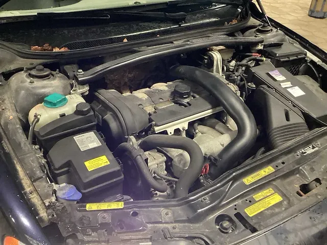 Volvo s 60 personenauto - afbeelding 16 van  17