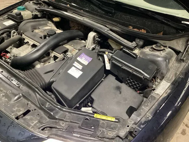 Volvo s 60 personenauto - afbeelding 1 van  17