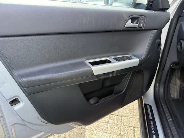 Volvo s40 1.6 d drive start/stop momentum,2010 - afbeelding 19 van  22