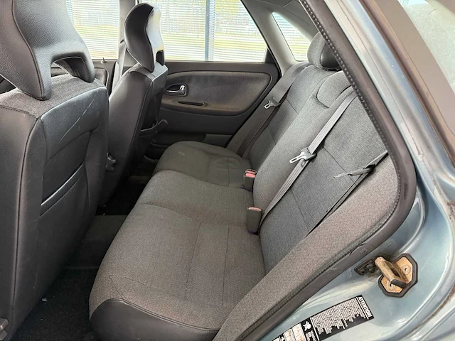Volvo s40 1.8 , 81-hv-vf - afbeelding 11 van  14