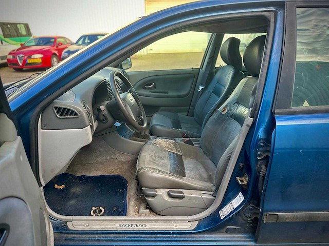 Volvo s40 1.8 europa ,87-dv-bx - afbeelding 6 van  10