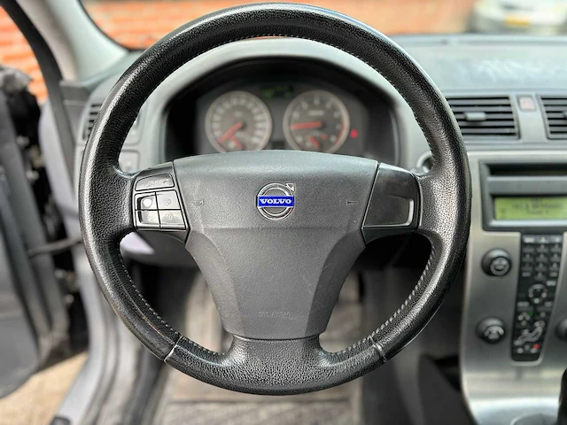 Volvo s40 1.8 momentum, 23-rr-pr - afbeelding 14 van  14