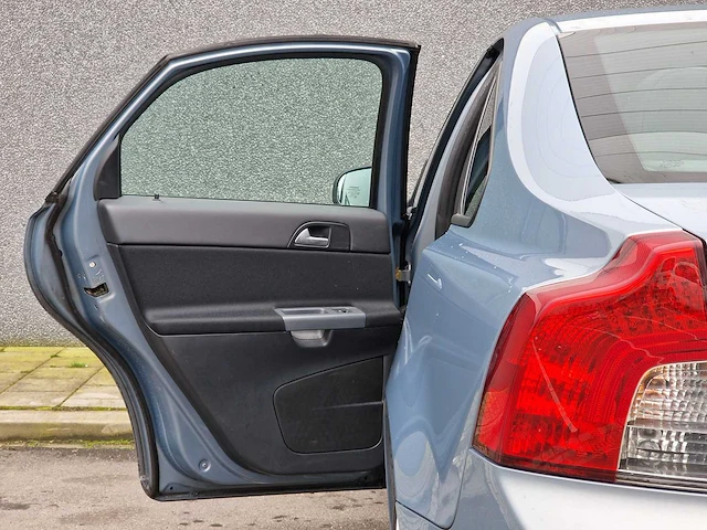 Volvo s40 2.0 d3 momentum - 2011 | 57-01-16 - afbeelding 11 van  33