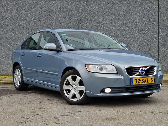 Volvo s40 2.0 d3 momentum | 32-skl-5 - afbeelding 23 van  35