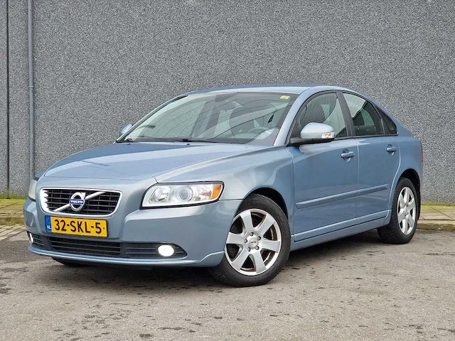 Volvo s40 2.0 d3 momentum | 32-skl-5 - afbeelding 28 van  35