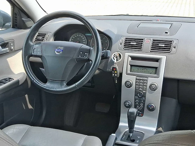 Volvo s40 2.5 t5 exclusive | 35-sj-rp i - afbeelding 20 van  31