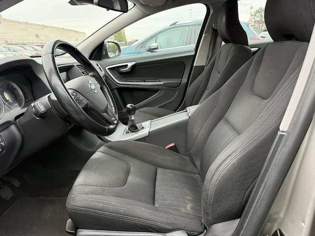 Volvo s60 1.6 d2 kinetic, 2013 - afbeelding 21 van  23