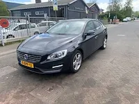 Volvo s60 1.6 d2 momentum | 5-xpf-12