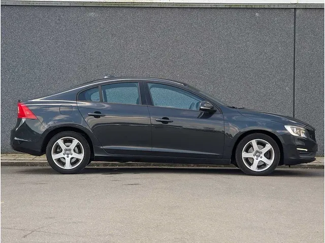 Volvo s60 1.6 d2 momentum | 5-xpf-12 - afbeelding 28 van  34