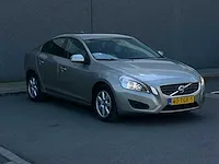 Volvo s60 2.0 d3 business | 40-tgx-5 - afbeelding 21 van  26