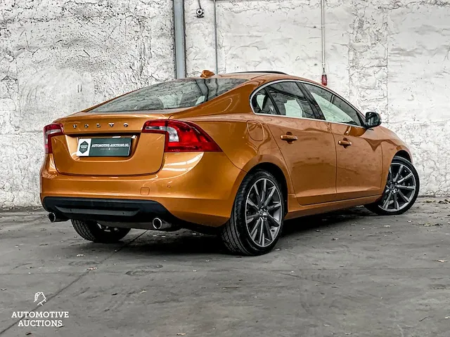 Volvo s60 2.0 t5 summum 241pk 2012, x-014-fr - afbeelding 8 van  48