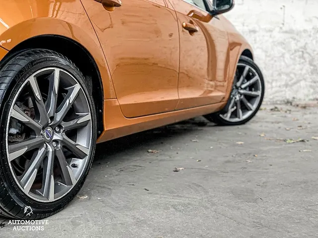 Volvo s60 2.0 t5 summum 241pk 2012, x-014-fr - afbeelding 9 van  48
