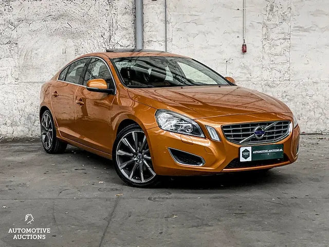 Volvo s60 2.0 t5 summum 241pk 2012, x-014-fr - afbeelding 47 van  48
