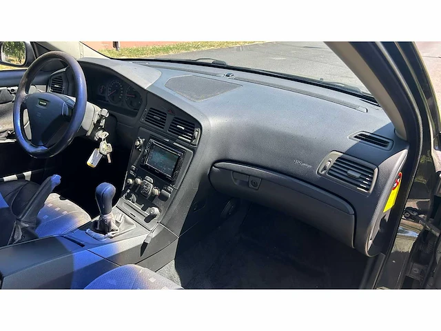 Volvo s60 2.4 | 27-gk-vl i - afbeelding 7 van  16