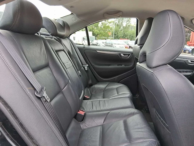 Volvo s60 2.4 drivers edition 2010 | 51-khr-4 i - afbeelding 21 van  34