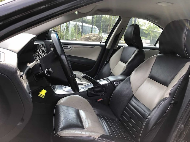 Volvo s60 2.4 drivers edition car 2009 | 87-jhl-8 - afbeelding 7 van  26