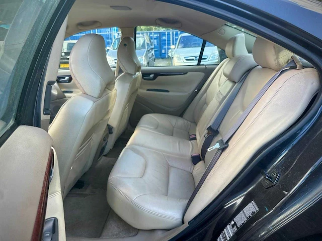 Volvo s60 2.4 edition, 75-gx-vz - afbeelding 14 van  15