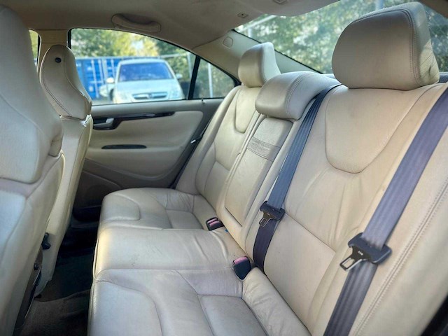 Volvo s60 2.4 edition, 75-gx-vz - afbeelding 2 van  15