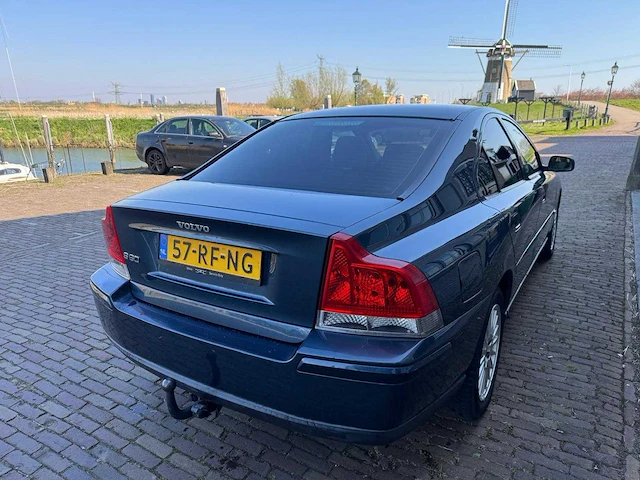 Volvo s60 2.4 kinetic automaat 57-rf-ng - afbeelding 3 van  20