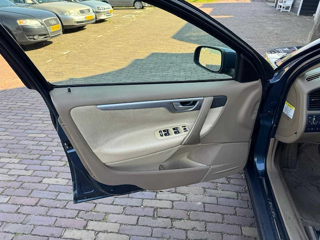 Volvo s60 2.4 kinetic automaat 57-rf-ng - afbeelding 9 van  20