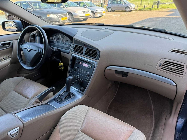 Volvo s60 2.4 kinetic automaat 57-rf-ng - afbeelding 4 van  20