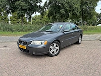 Volvo s60 2.4 momentum , 51-rzb-8 - afbeelding 1 van  15