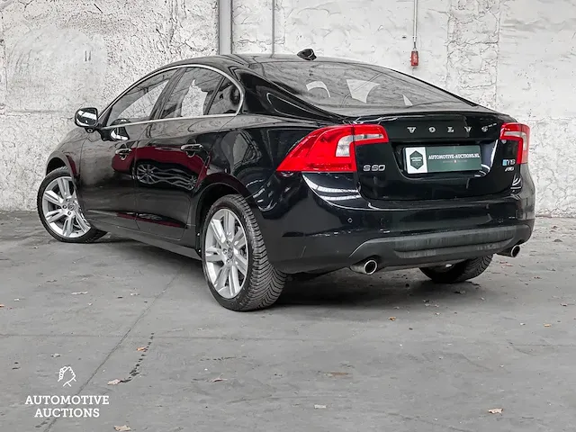 Volvo s60 3.0 t6 awd summum 305pk 2010 -orig. nl- 50-lts-5 - afbeelding 8 van  42