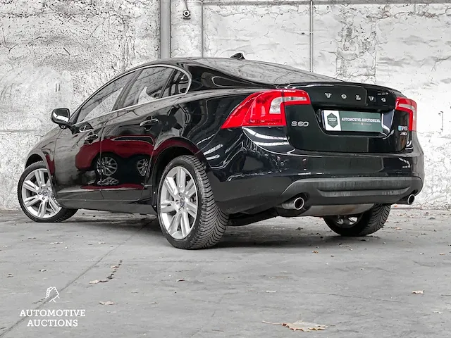 Volvo s60 3.0 t6 awd summum 305pk 2010 -orig. nl- 50-lts-5 - afbeelding 10 van  42