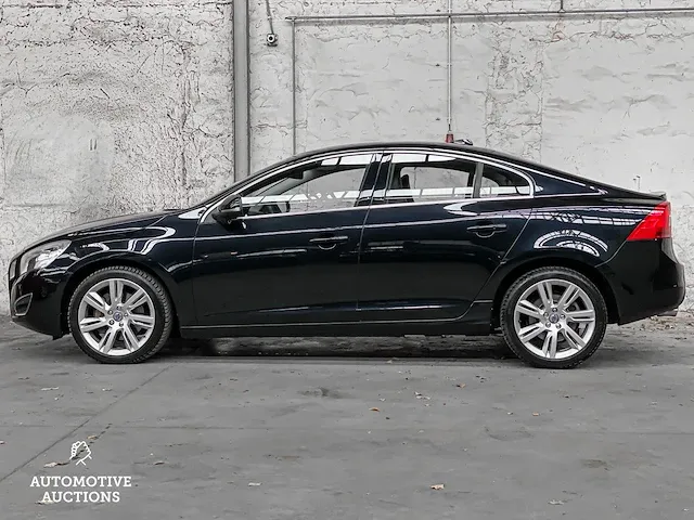 Volvo s60 3.0 t6 awd summum 305pk 2010 -orig. nl- 50-lts-5 - afbeelding 13 van  42