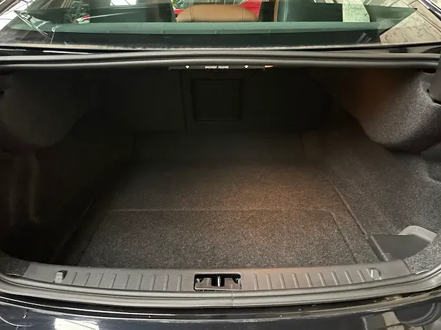 Volvo s60 3.0 t6 awd summum 305pk 2010 -orig. nl- 50-lts-5 - afbeelding 32 van  42