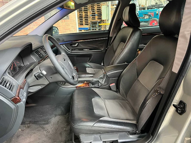 Volvo s80 2.4 comfort 140pk 2000, h-877-jj youngtimer - afbeelding 24 van  40