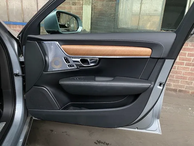 Volvo s90 2.0 t8 awd inscription 320pk 2017, zl-677-d - afbeelding 39 van  72